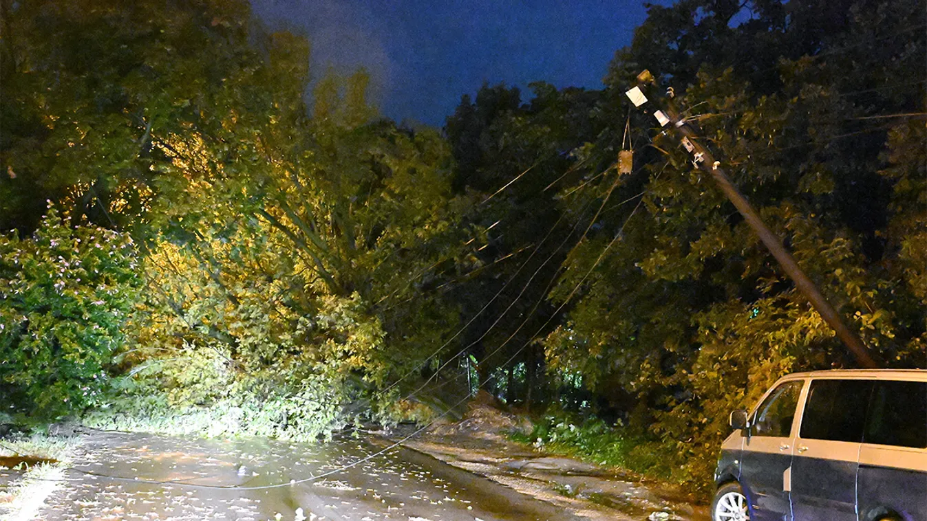 Brutális felvételeken a múlt éjszakai szupervihar – Galéria!