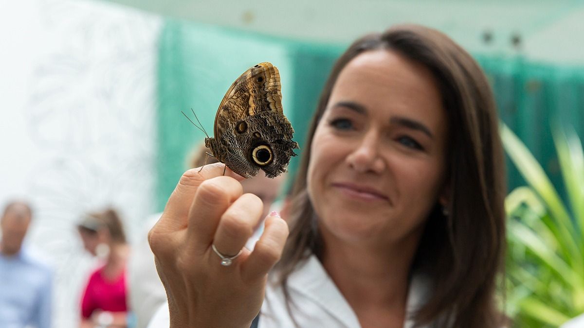 Szelíd motorosokkal tűnt fel Novák Katalin