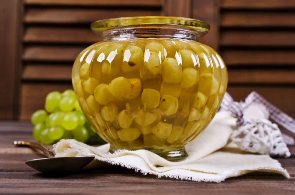 Jam,Of,Green,Grapes,On,A,Wooden,Background.,Selective,Focus.
