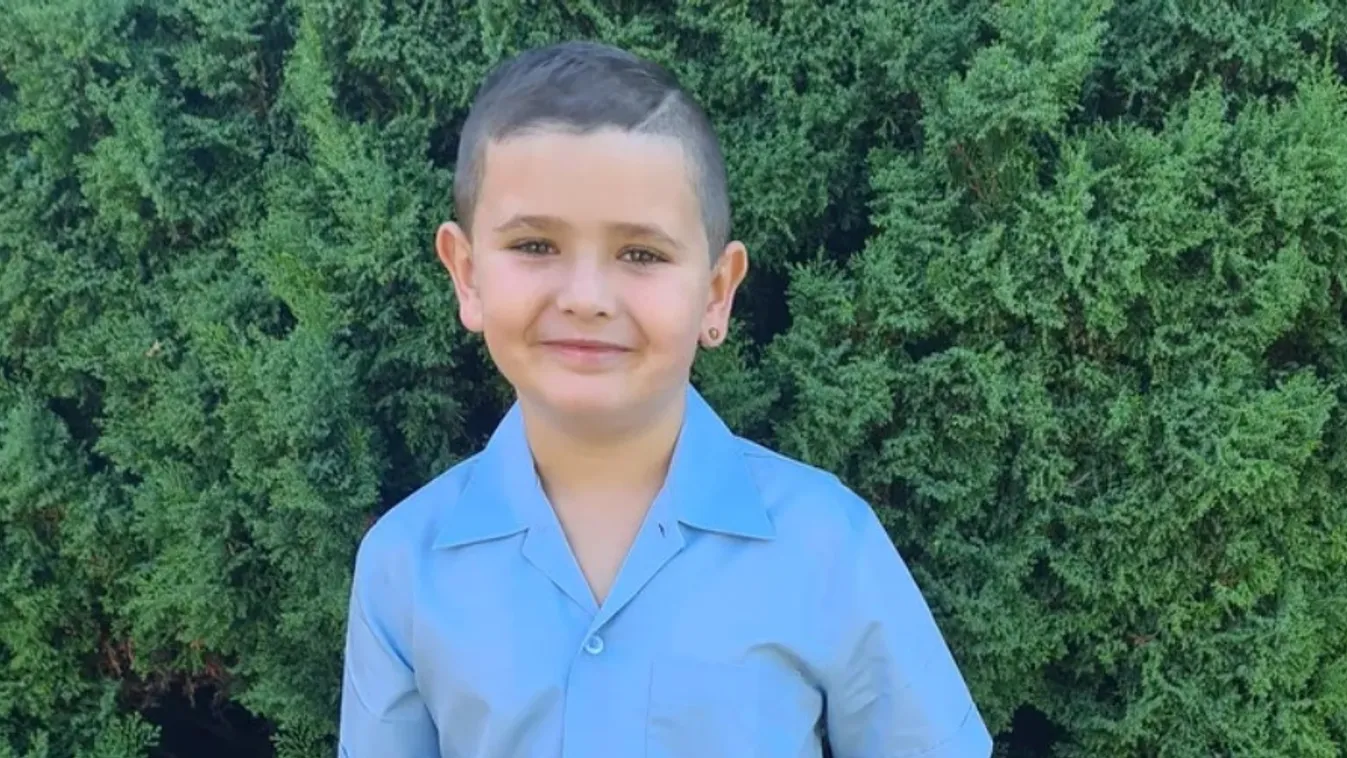 Lekapcsolják a gépekről a fiút, akit mentő vitt el a suliból