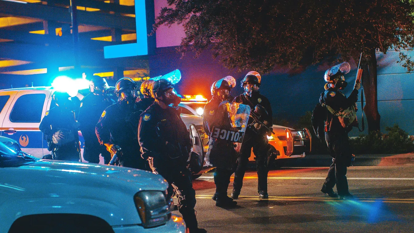 107 késszúrással végzett mostohalányával egy férfi