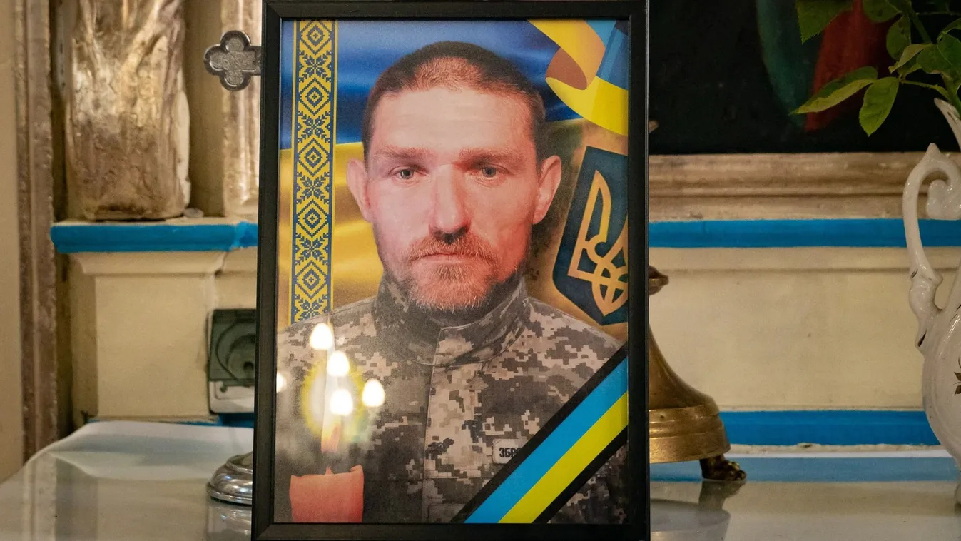  Szívszaggató: így temették el a magyar származású hőst