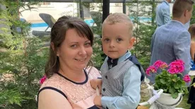 „Még otthon is remegtem a félelemtől!” – Gyerekével a karjában menekült Erika