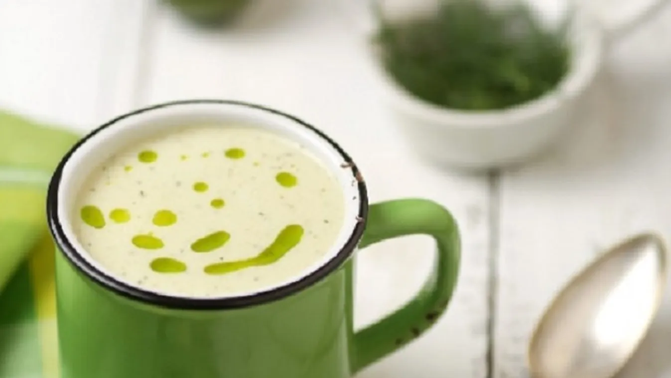 Így készül a kovászosuborka-krémleves: