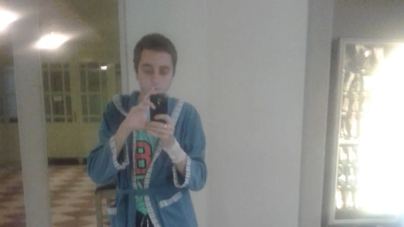 Majka adott csajozási tippeket a transzplantált Csabának