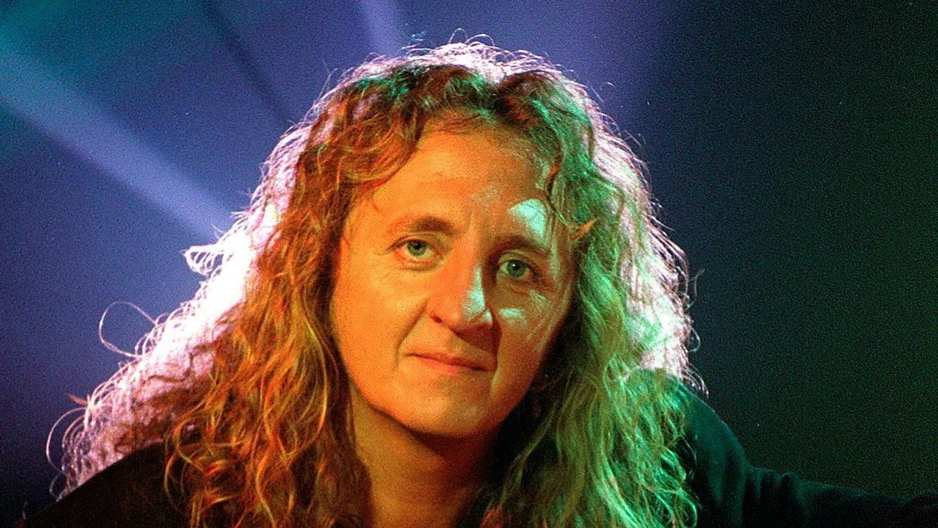 Zámbó Jimmy életre kelt?