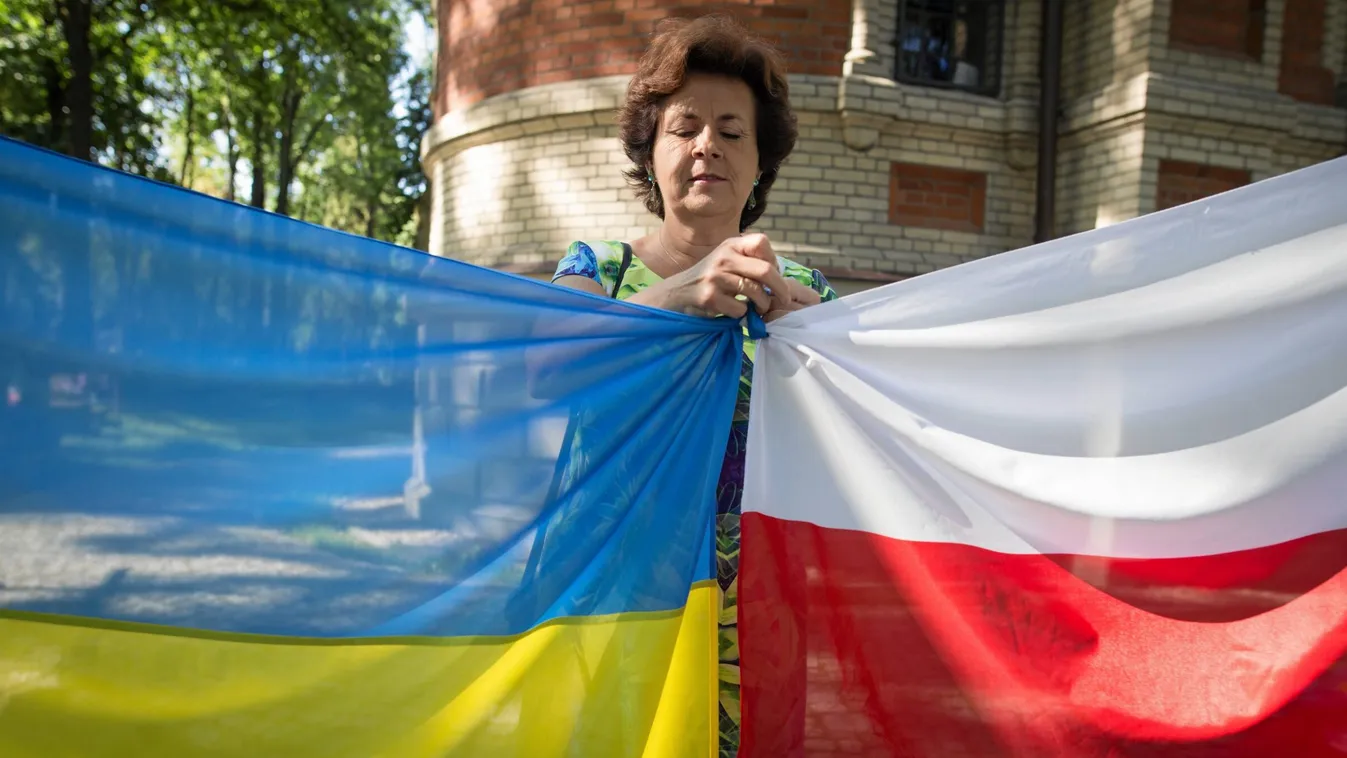 A lengyelek keményen visszaszóltak Zelenszkijnek