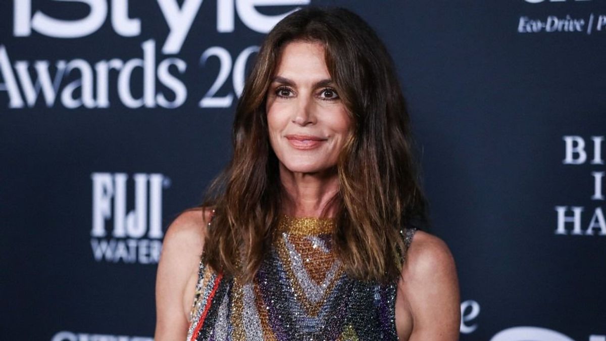 Cindy Crawford teljesen kiakadt: újranézte egykori videóját