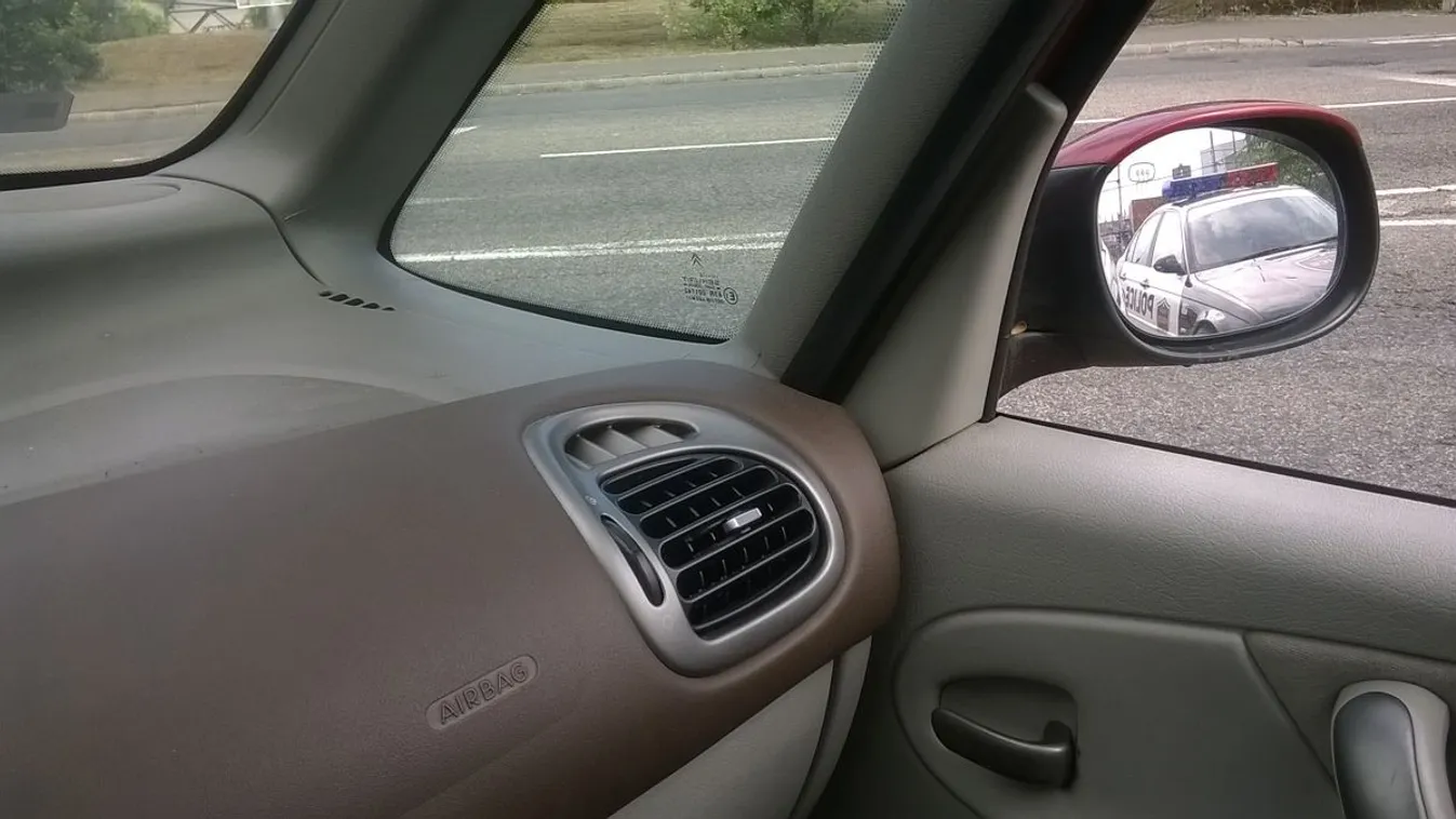 Saját letartóztatását közvetítette az infuenszer - Videó