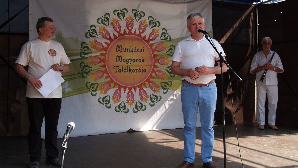 Bíróság mondta ki: jogtalanul távolították el a munkácsi iskola magyar igazgatóját!