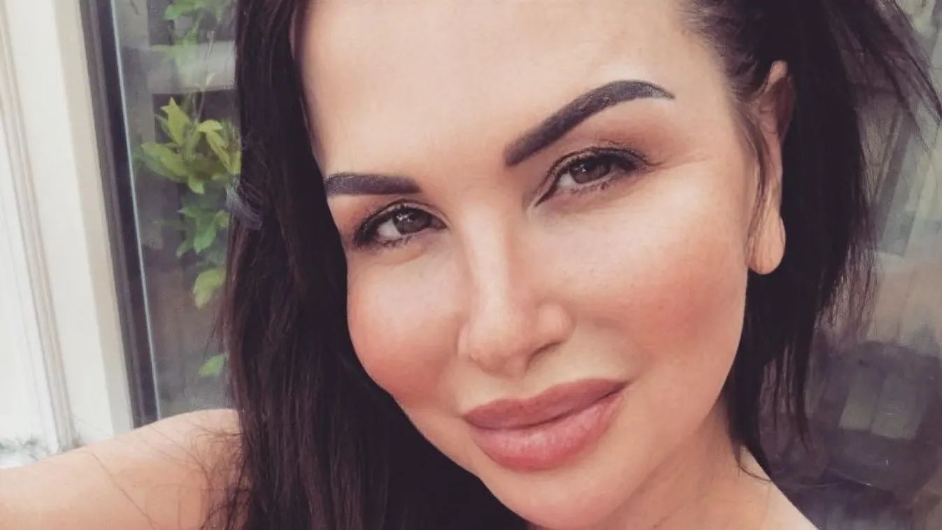 "55 éves puma vagyok és csak a tinik gerjednek rám"