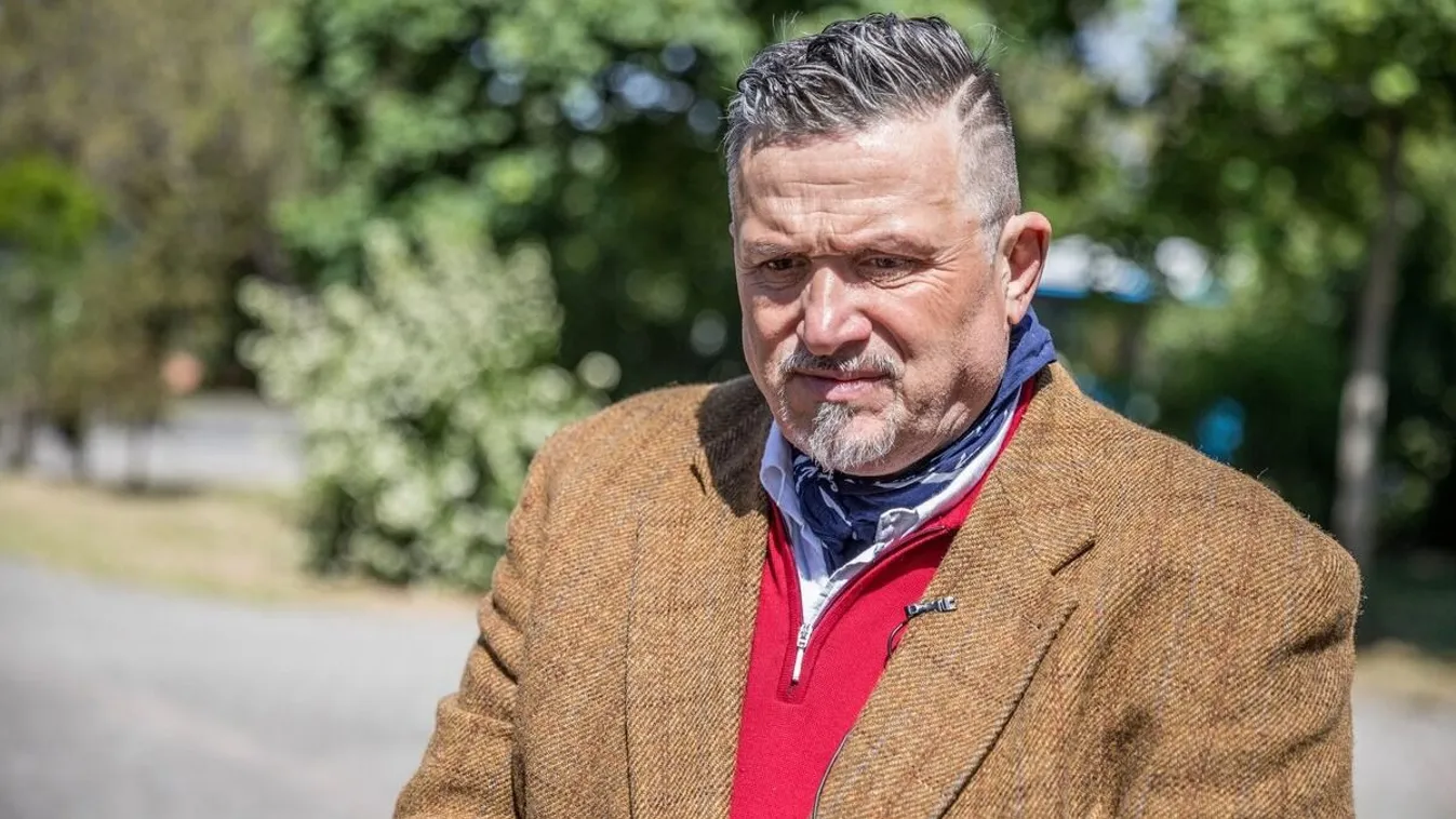 Súlyos döntést hozott meg Galambos Lajos