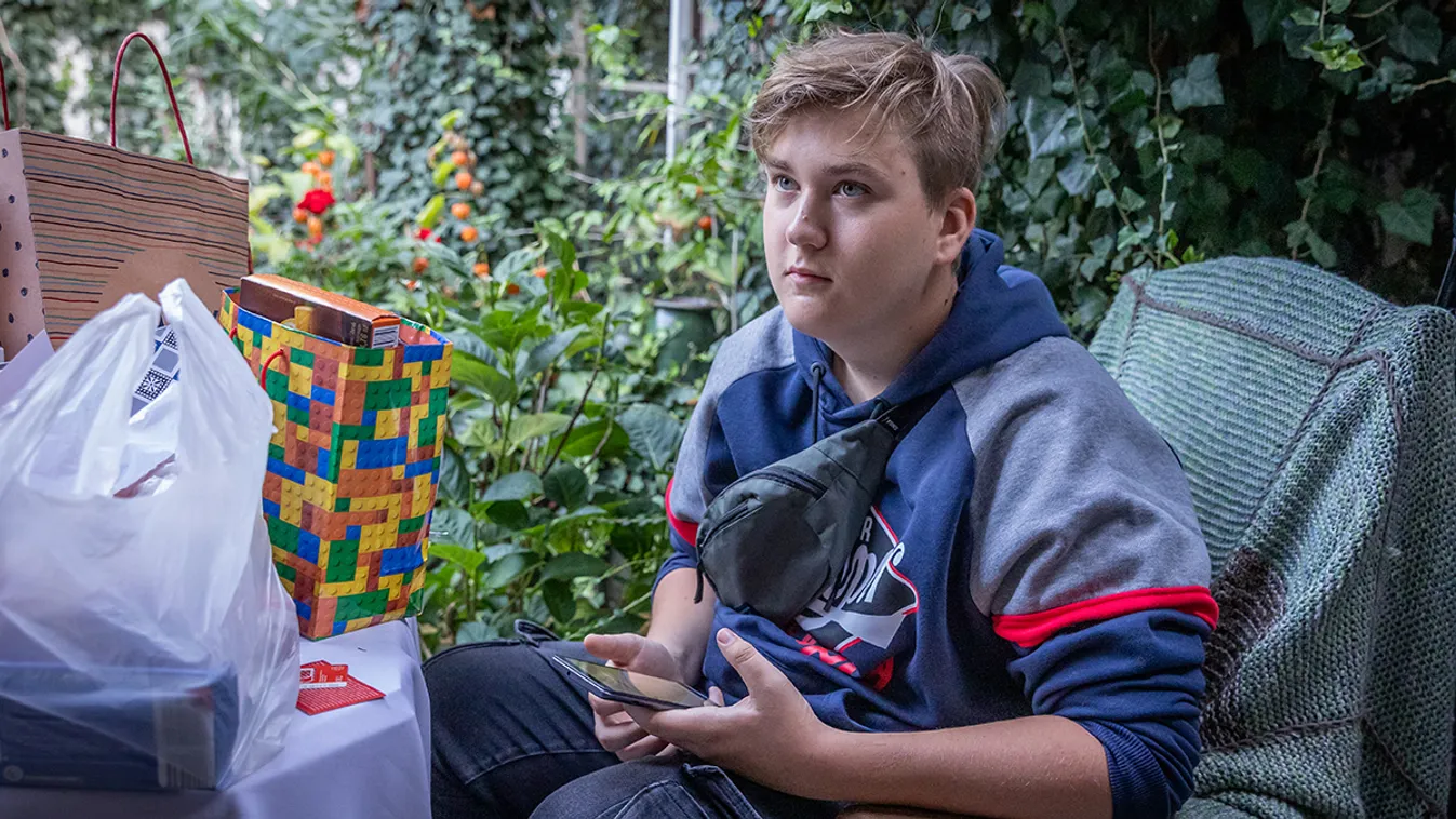 Szeretne iskolába járni a hajléktalan Tamás