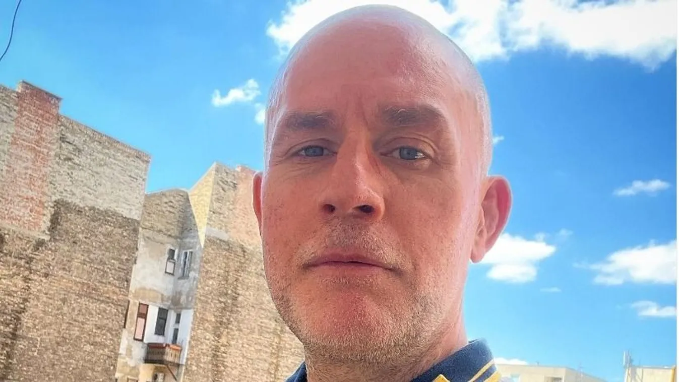 Dopeman keményen beszólt a Kőgazdag Fiataloknak