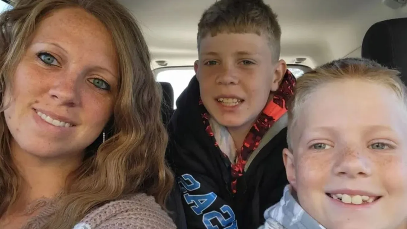 Egy terhes édesanya és két gyermeke halt meg a balesetben