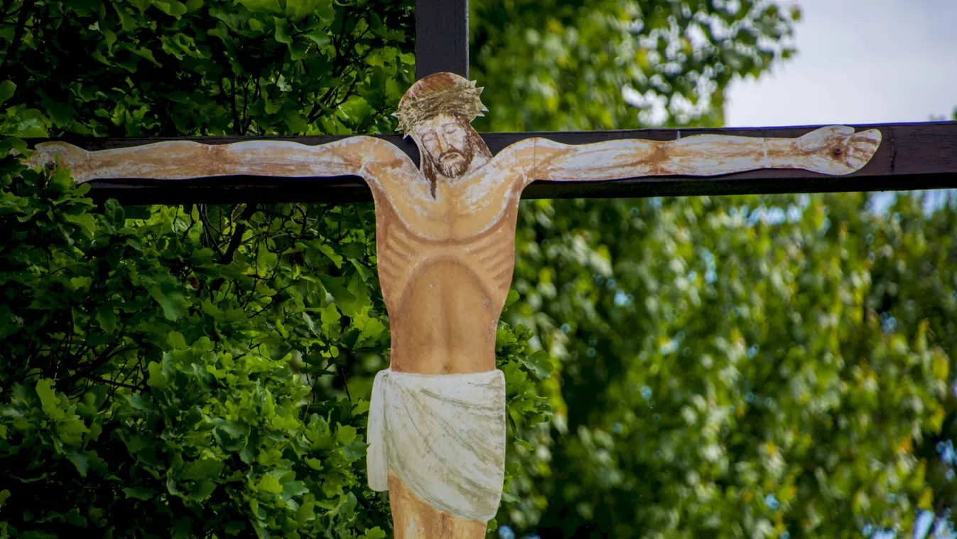 Keresztfűrészelő komcsigyerekek