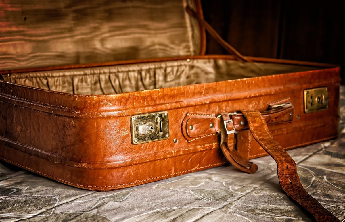 Bőrönd poggyász utazótáska koffer