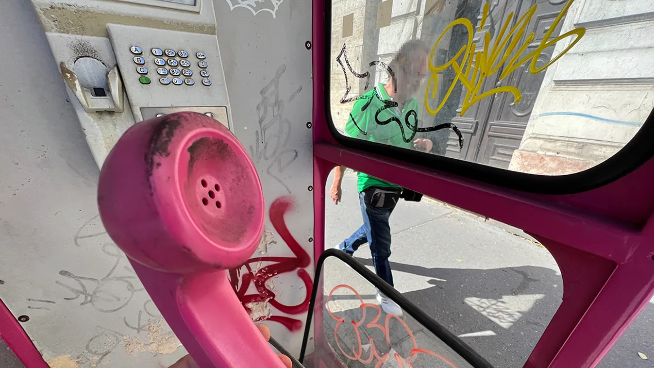 Miért ilyen undorítóak a telefonfülkék Budapesten?