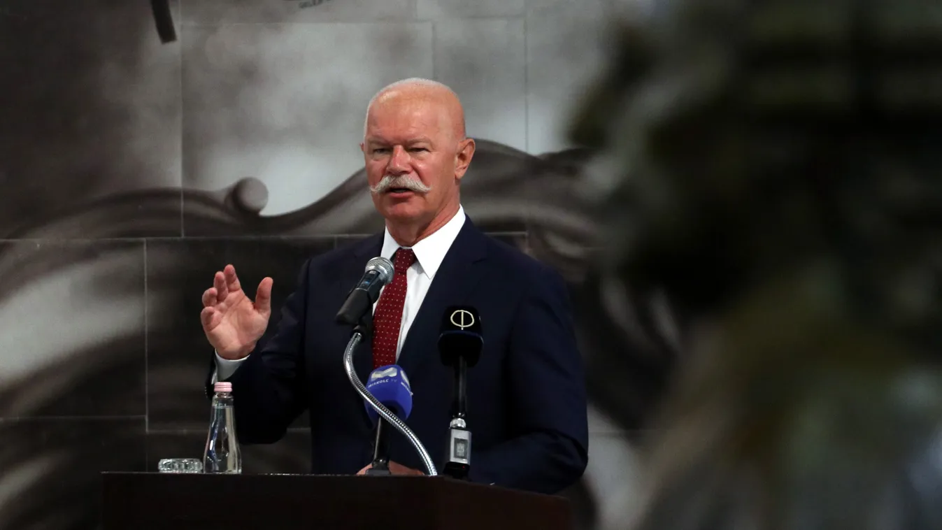 A mai családok biztosítják a következő nemzedékek nyugdíját