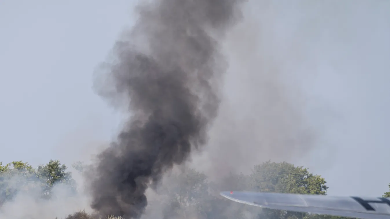 Lezuhant egy repülő Székesfehérvárnál - Videó