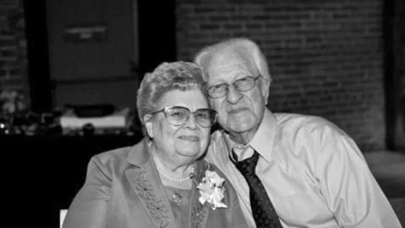 64 évig voltak házasok, egymás kezét fogva haltak meg