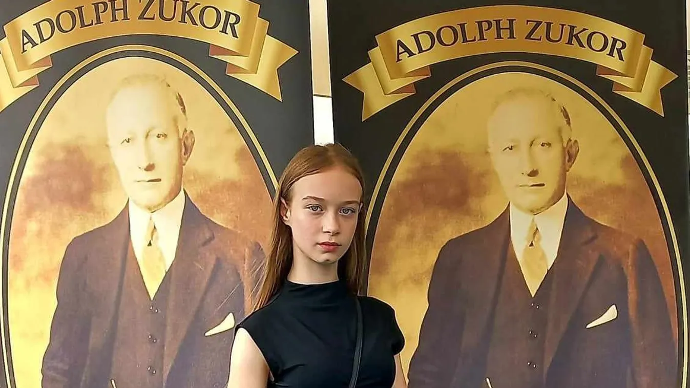 Újabb díjat kapott a magyar csodalány, Balla Riana Emma