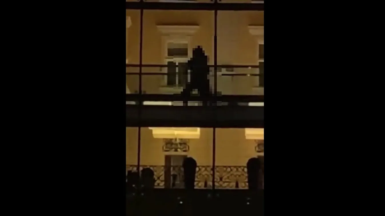 Nyilvánosan szexelt a pár az Erzsébet körúton - +18-as videó