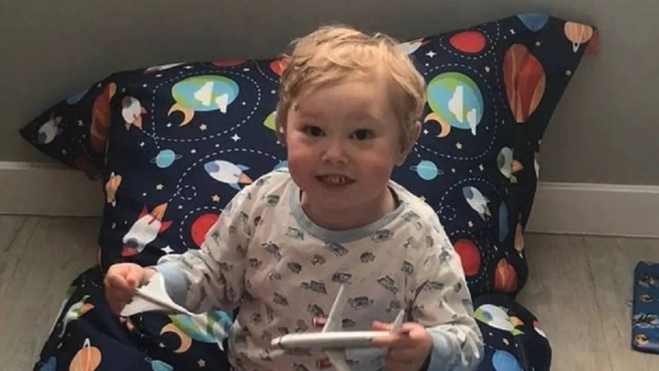 „Már nem lehetne itt” – Vesebetegséggel jött világra az imádnivaló kisfiú