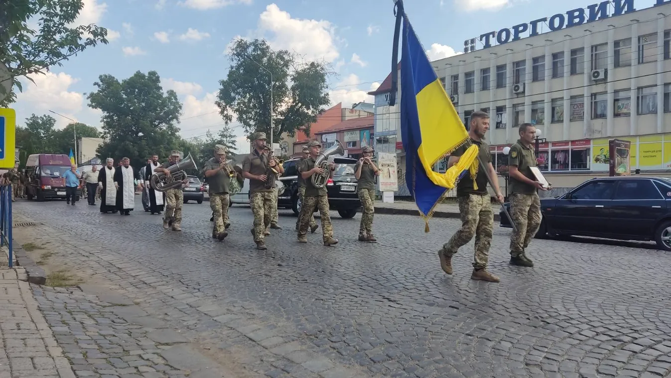 Szívszaggató szavakkal búcsúztak a magyar származású hőstől