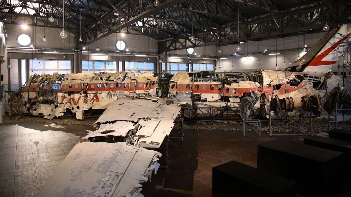 Súlyos vádak: Franciaország lelőhetett egy utasszállítót