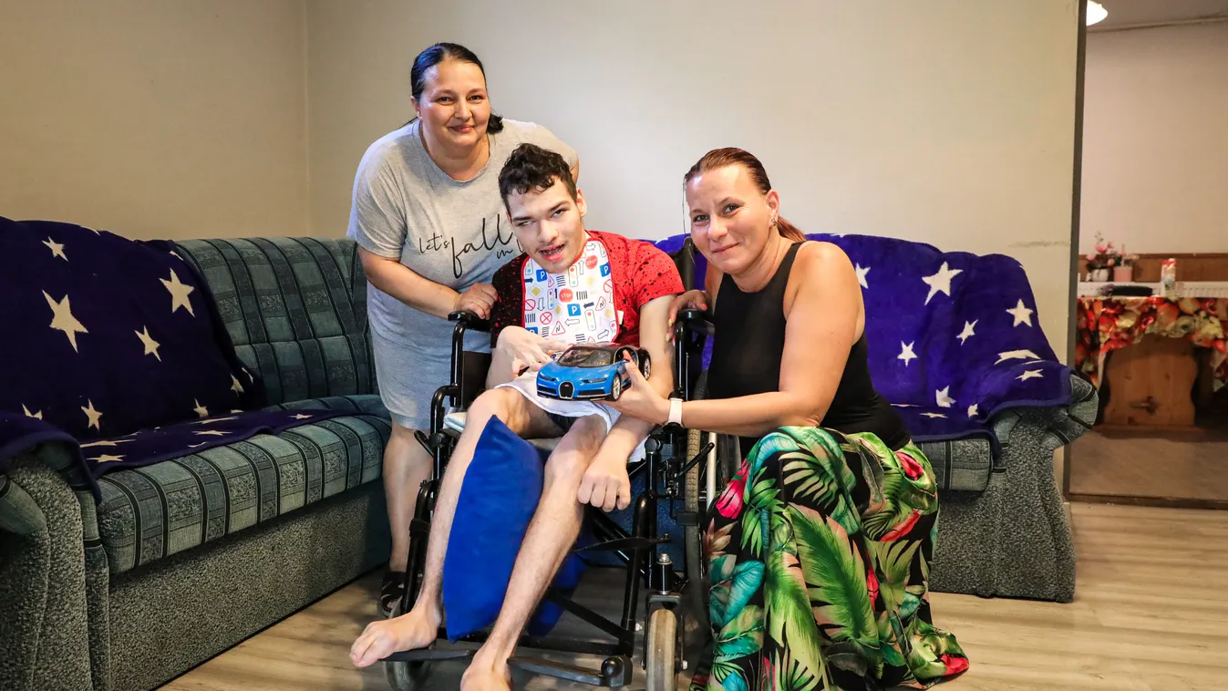 Születése óta a betegségével küzd a 17 éves Dani