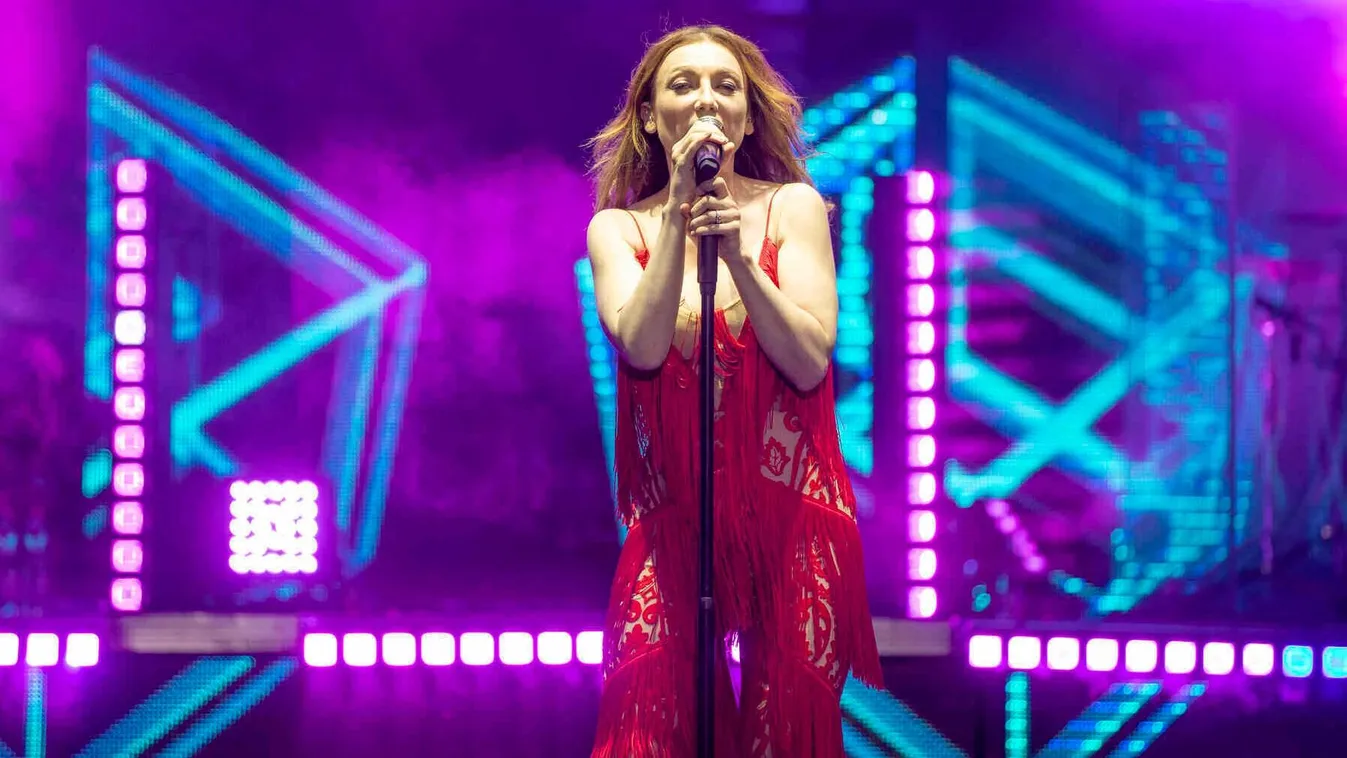 Rúzsa Magdi brutál szexi fotót posztolt