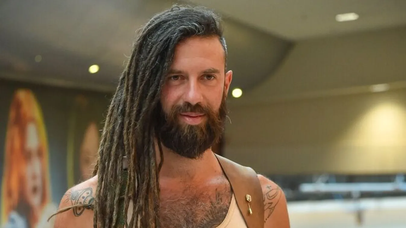 Rókával barátkozott Varga Viktor