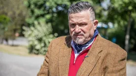 Súlyos döntést hozott a családjával kapcsolatban Galambos Lajos