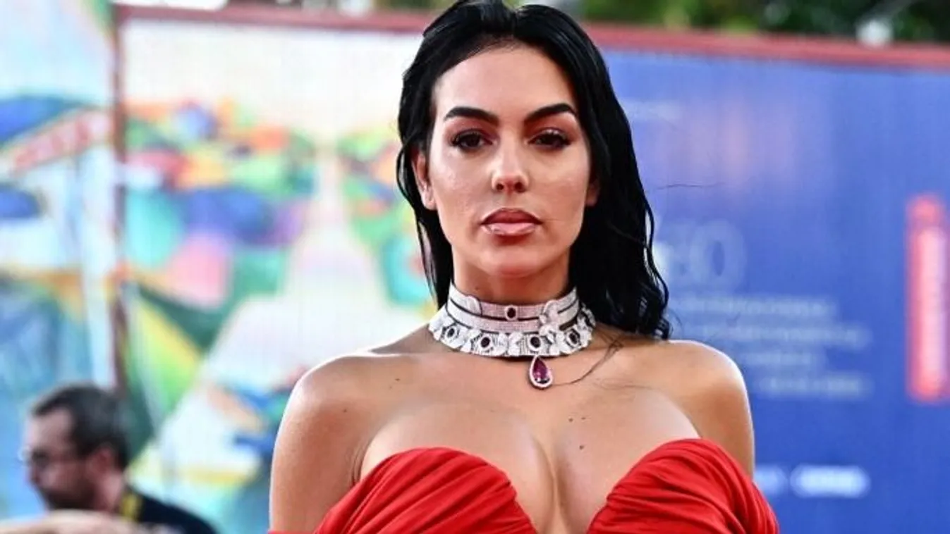 Georgina közelről mutatta meg, amit csak Ronaldo láthat