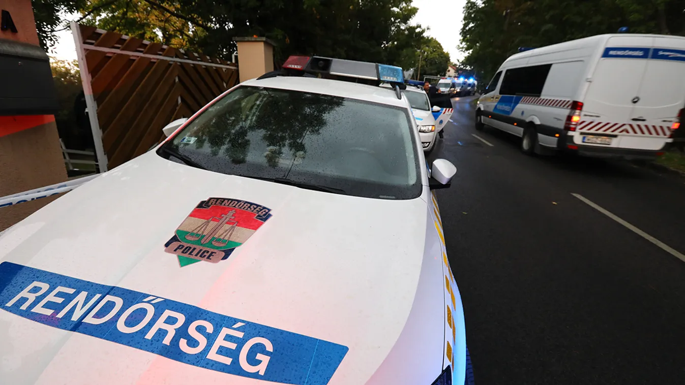 Most jött: egy zugligeti telken kaptak el 90 menekültet