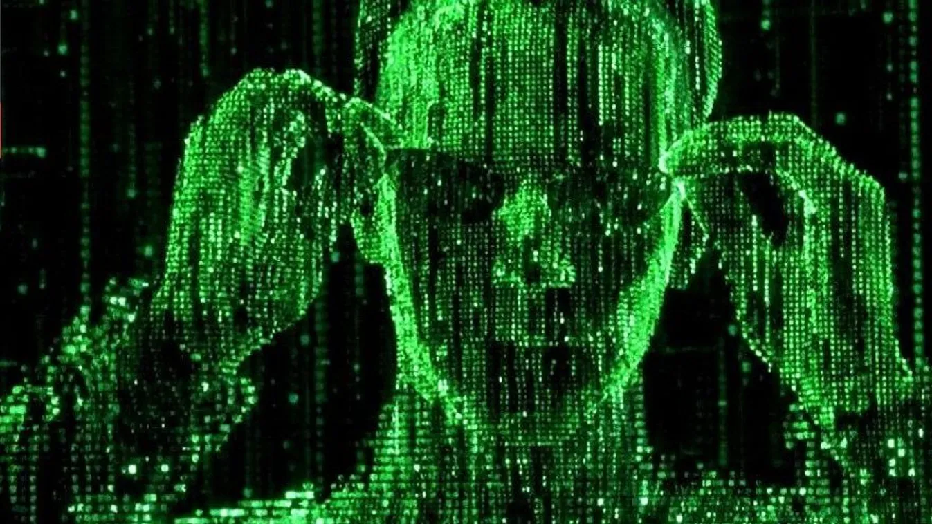 Online csalások nagymestereire csaptak le a rendőrök - Videó