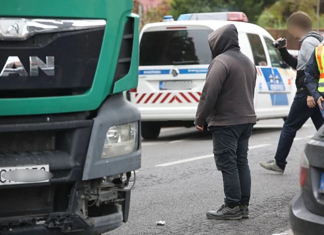 budapesti diáktragédia, XX. kerület, Mártírok útja, ledőlt betontömb, sofőr