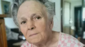 "Végig sírt a telefonban" – megtalálta árvaházba adott fiát a hajléktalan Erzsike néni