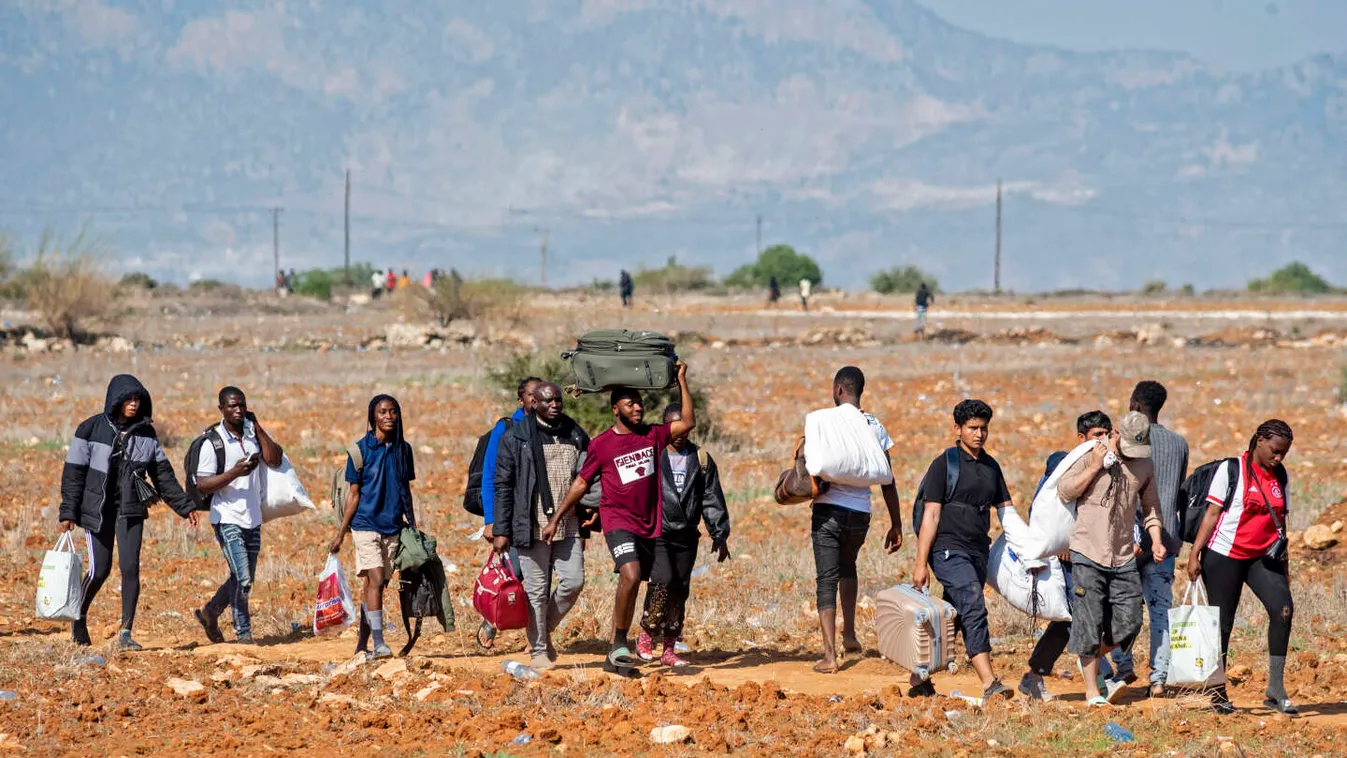 Kiterjedt embercsempész-hálózatot számoltak fel