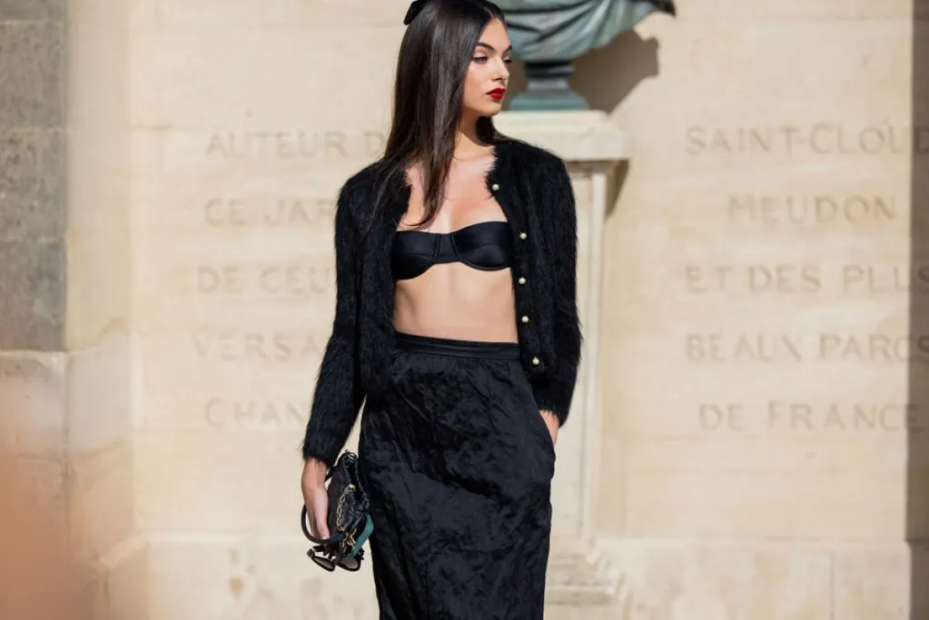 Street Style - Paris Fashion Week - Womenswear Spring/Summer 2024 - Day Two