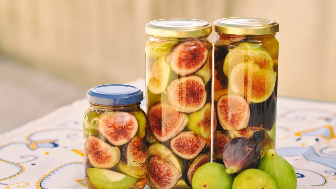 Felrobbantotta a netet a fügesavanyú, erre a receptre várt minden háziasszony