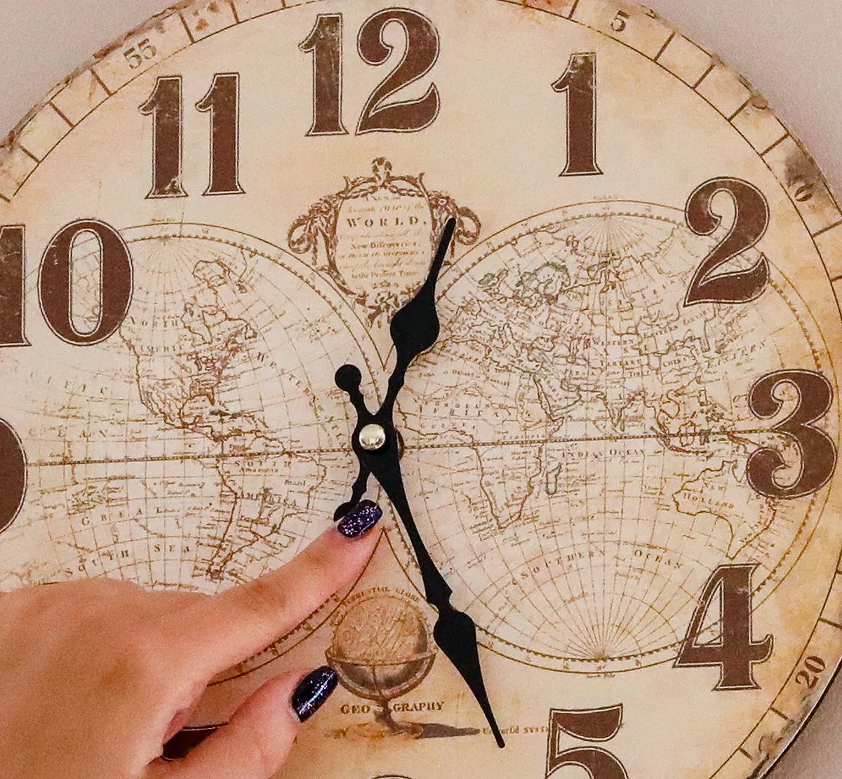 Október 29-én hajnali 3-ról 2-re kell állítani az órákat. Fotó: MW, Unger Tamás