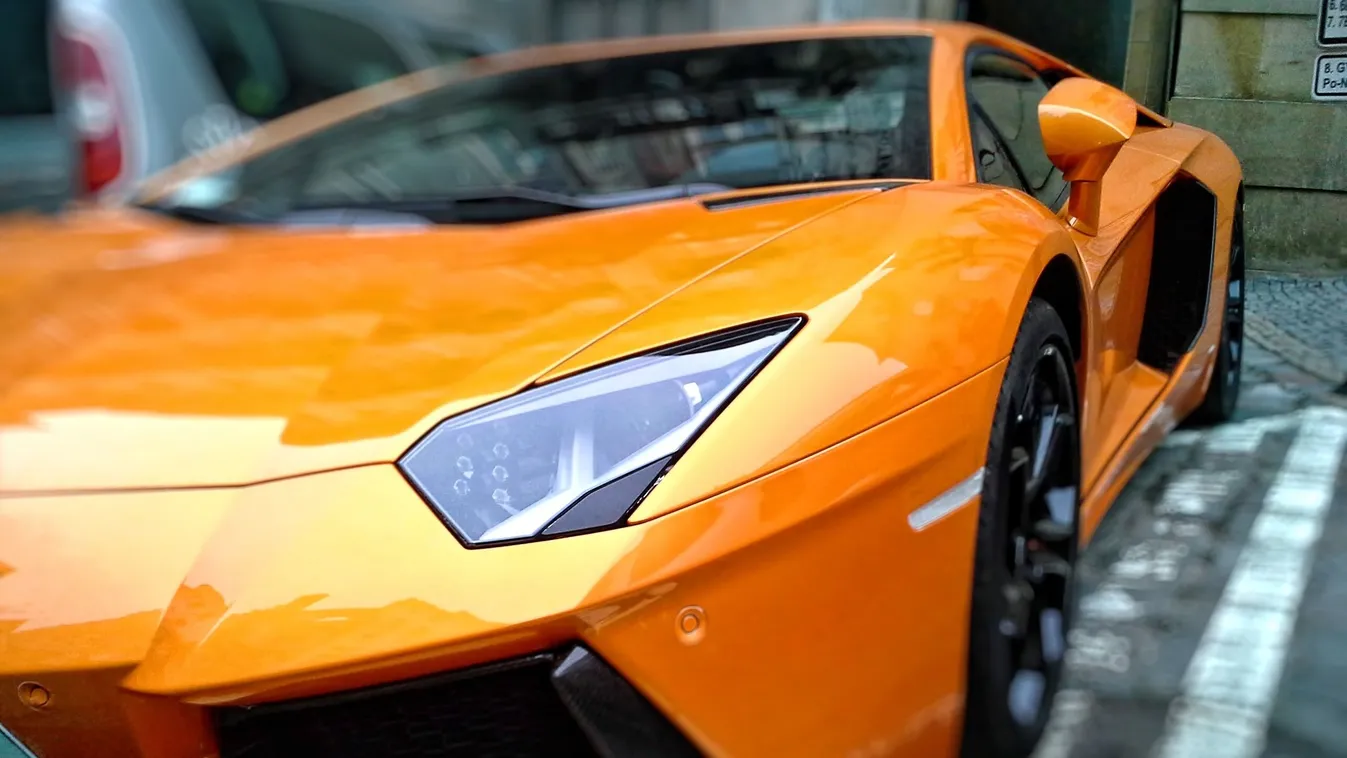 Lamborghinit kölcsönzött az analfabéta magyar