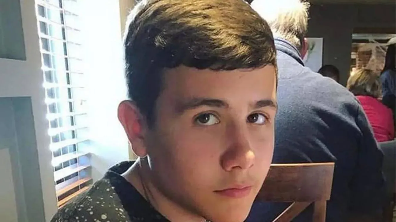 Barátja 20 percen keresztül próbálta újraéleszteni a tinit