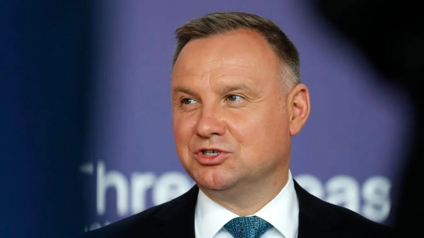 Nyomkövetőt találtak a lengyel elnök kocsijában