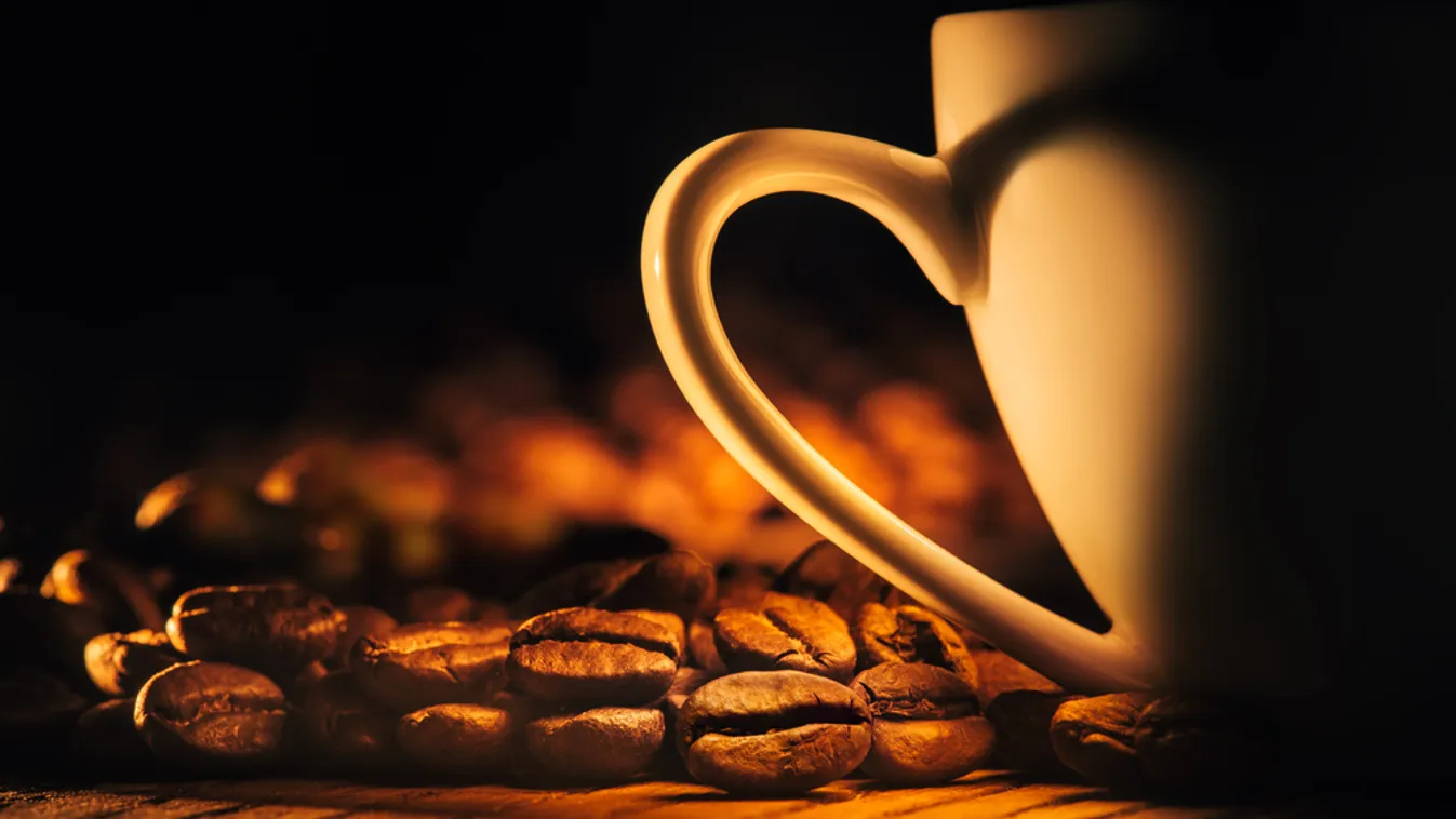 Így hat a testedre napi 2 csésze forró kávé