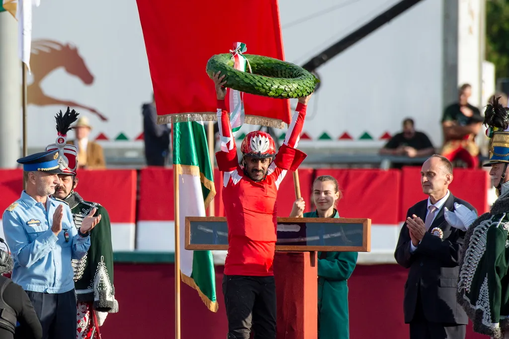 RAED, Mahmood Mohamed Yar Mohamed