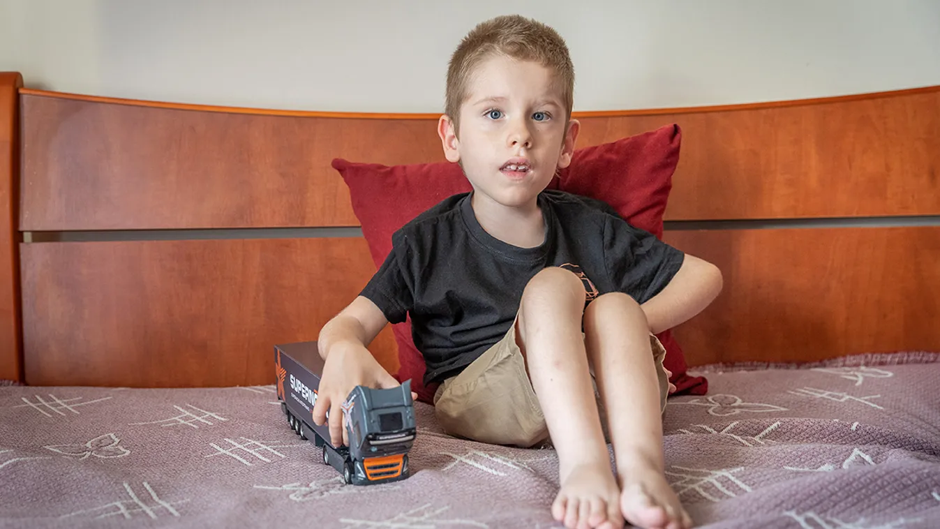 SMA-s Tomika utolsó esélye a csodagyógyszer