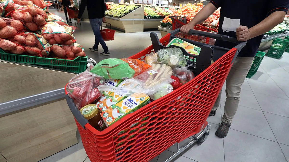 Auchan áruház
bevásárlókocsi